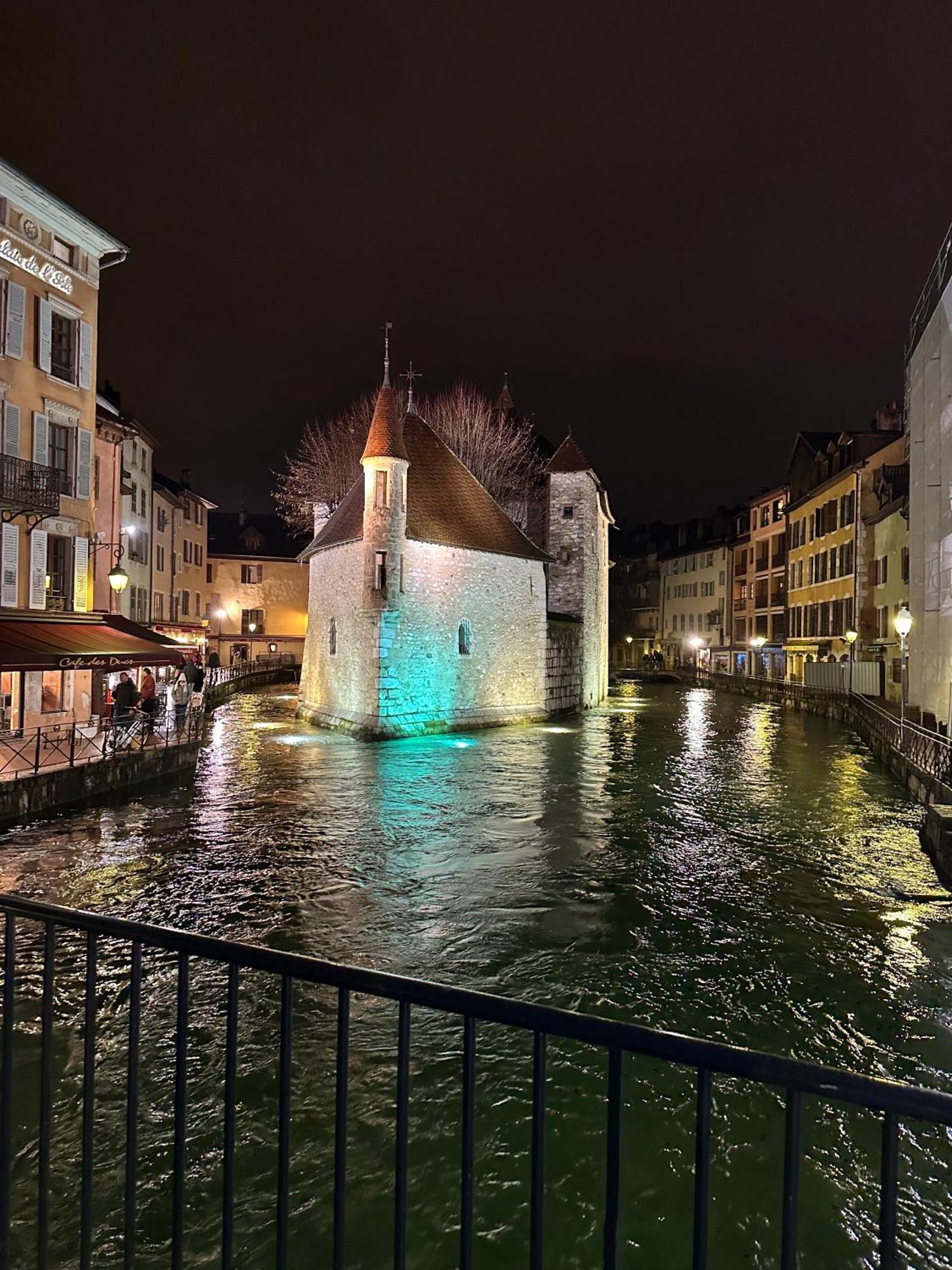 A La Belle Quatrieme Etoile Leilighet Annecy Eksteriør bilde